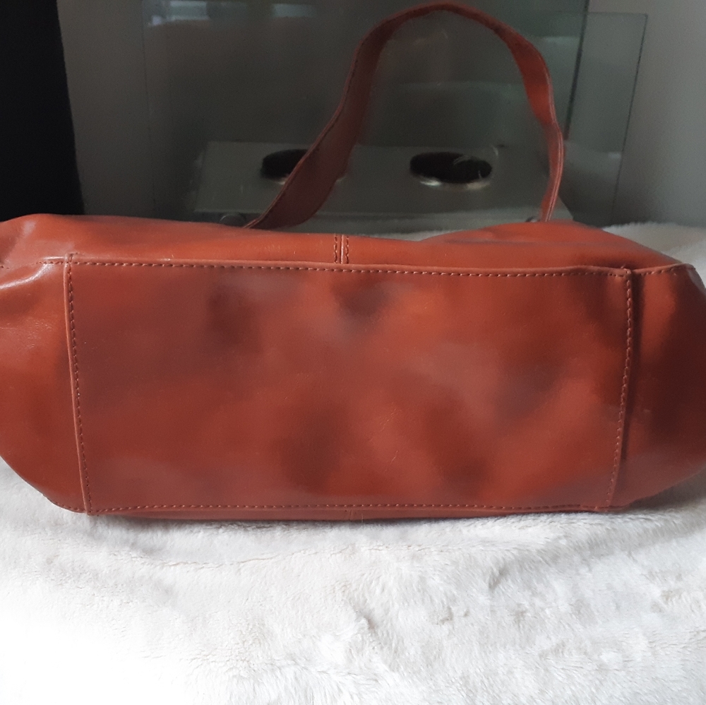Cute satchel - Picture 2 of 2